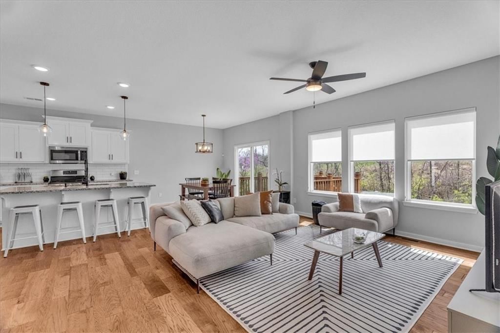 16123 Giorgia Street — photo 14