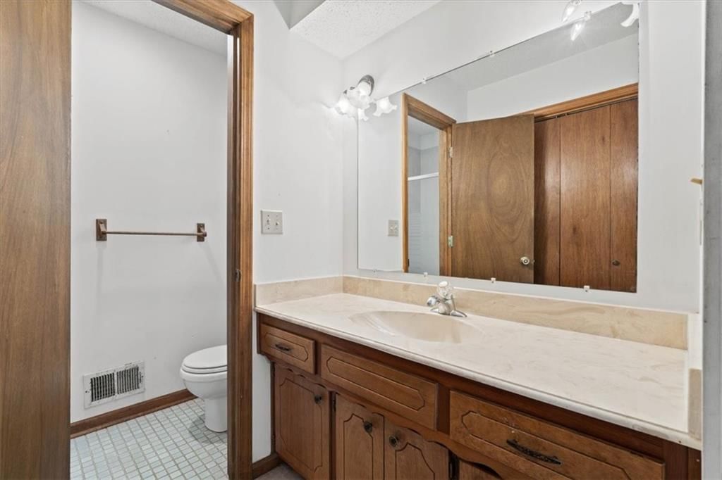 10208 Noland Road — photo 16