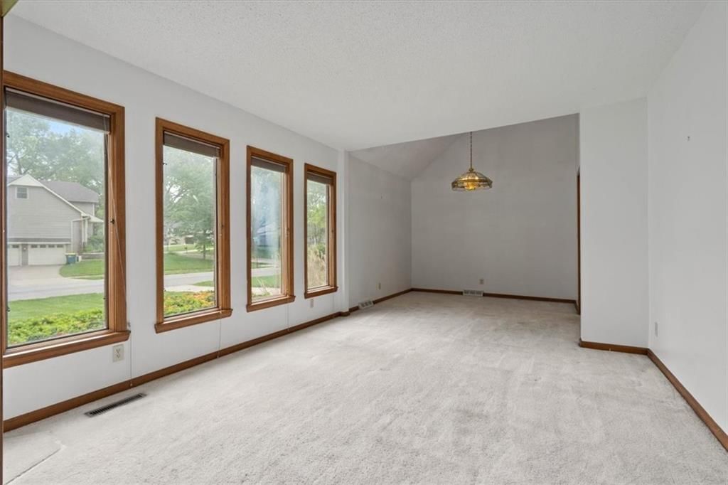 10208 Noland Road — photo 3