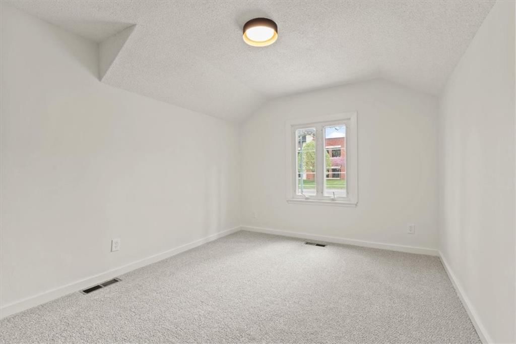 6824 Holmes Road — photo 16