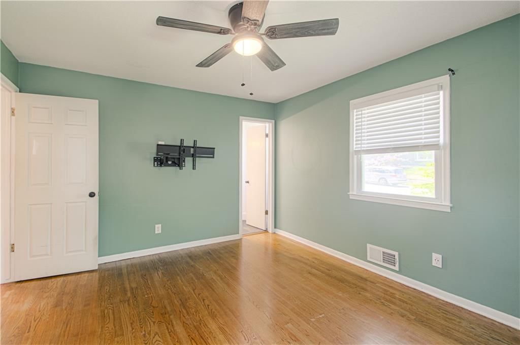 4230 E 104th Terrace — photo 12