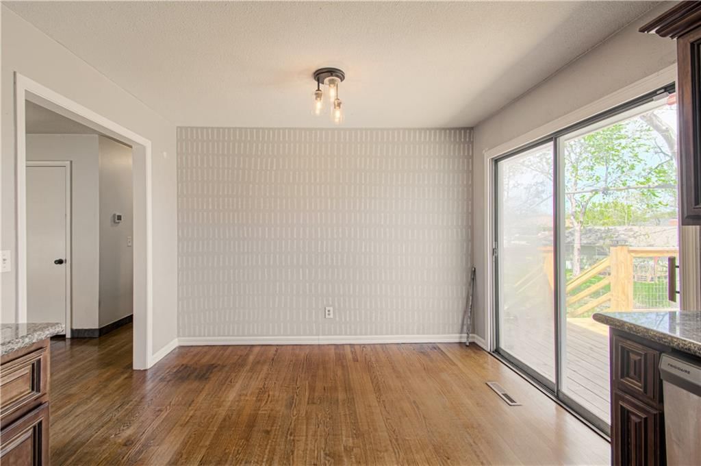 4230 E 104th Terrace — photo 9