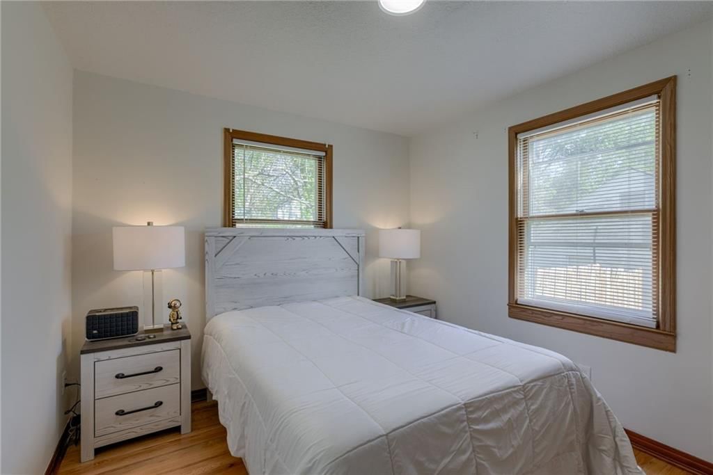 1519 N Pleasant Street — photo 11