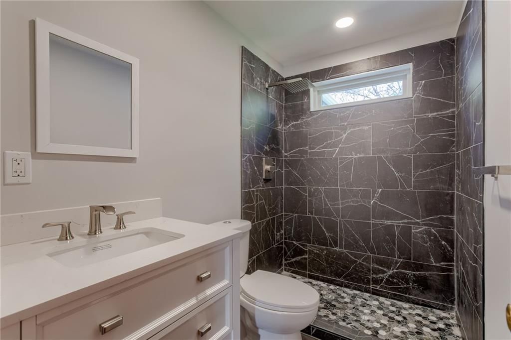 1519 N Pleasant Street — photo 13