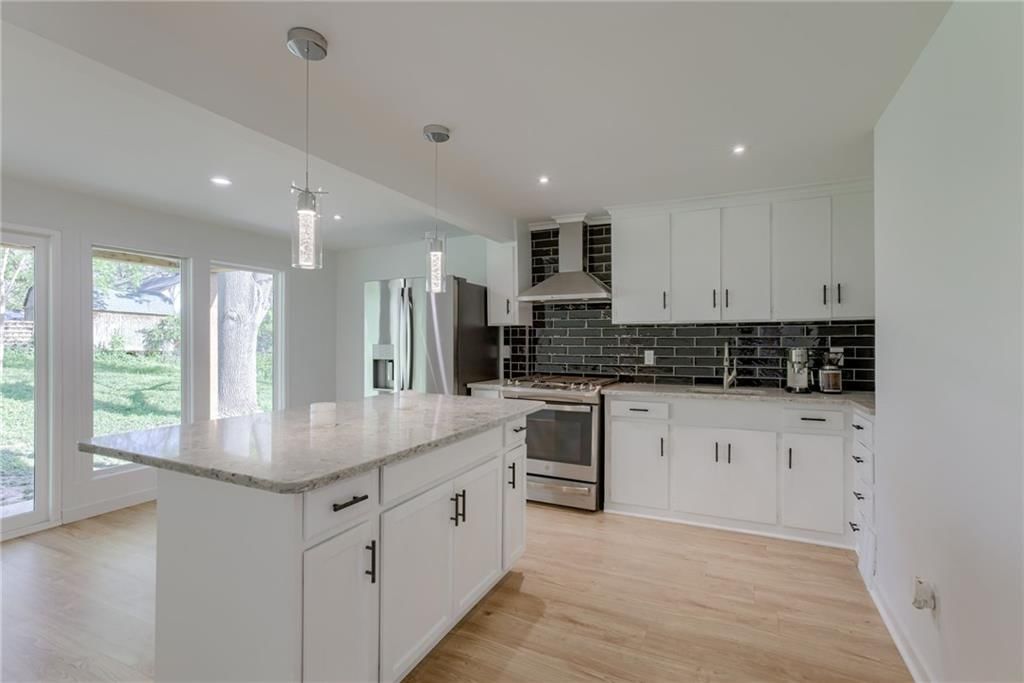 1519 N Pleasant Street — photo 9