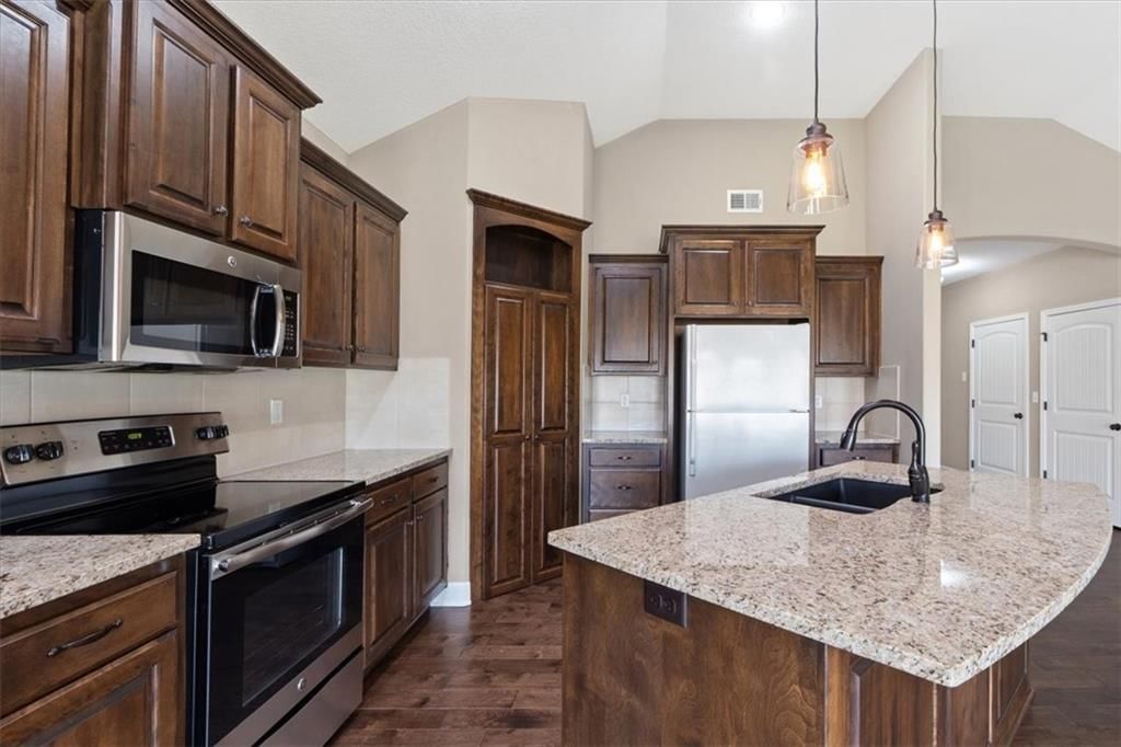 2901 NE Sonora Valley Drive — photo 9