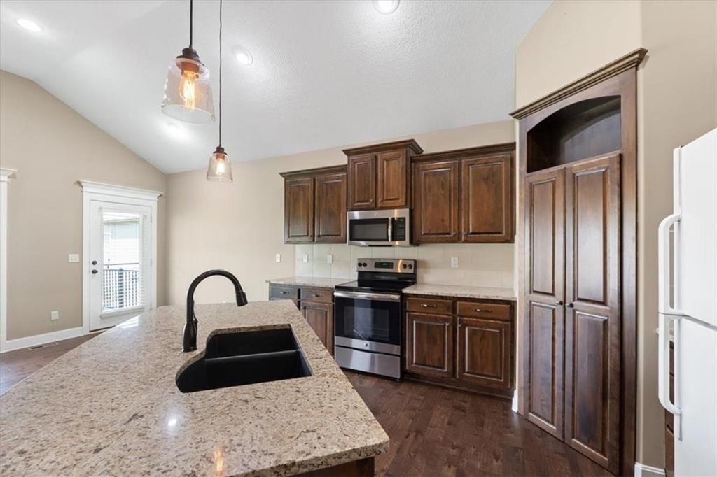 2901 NE Sonora Valley Drive — photo 10