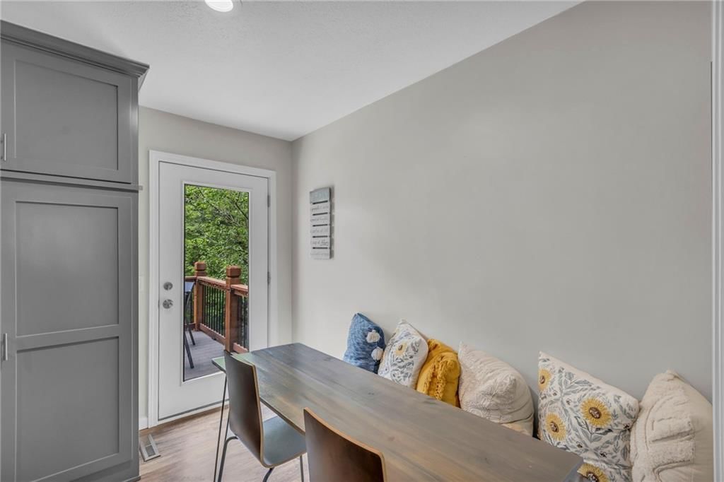 509 S Jackson Street — photo 10