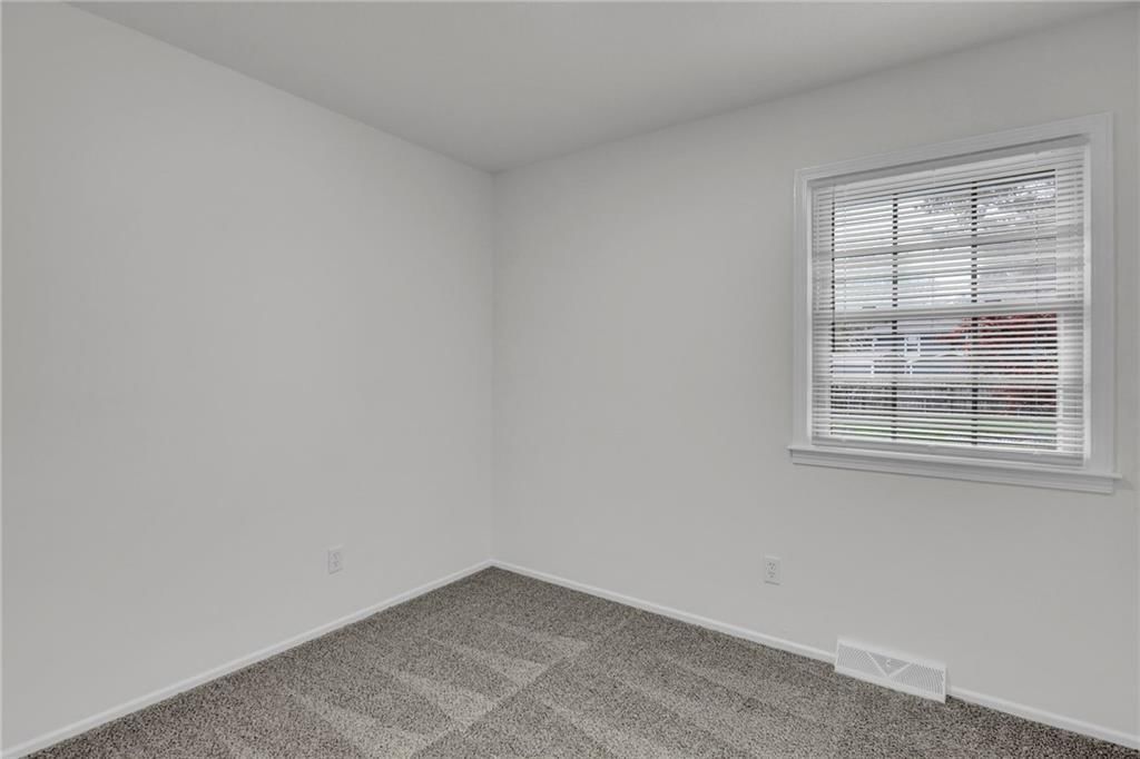 15319 E 48th Terrace — photo 16