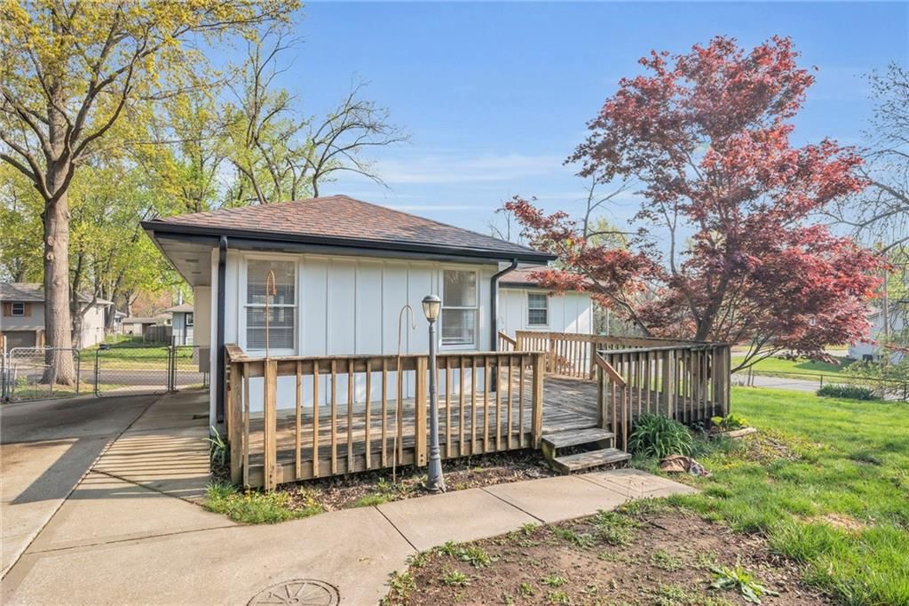 15319 E 48th Terrace — photo 30