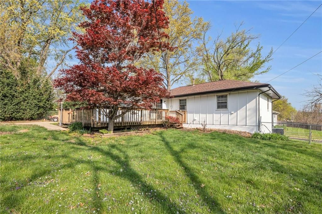 15319 E 48th Terrace — photo 34
