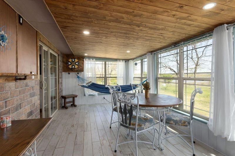 108 Sunrise Court — photo 9