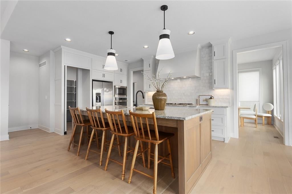 20600 W 109th Terrace — photo 11