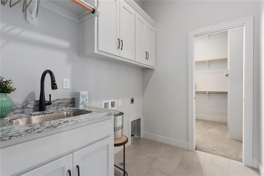 20600 W 109th Terrace — photo 22