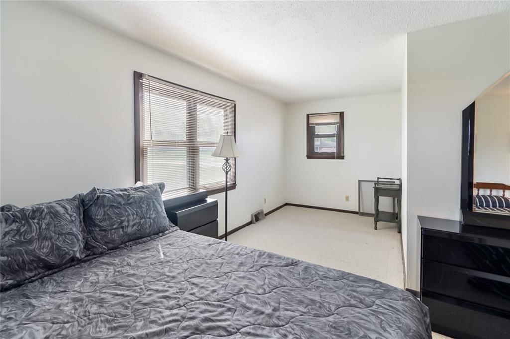 405 E Park Road — photo 34