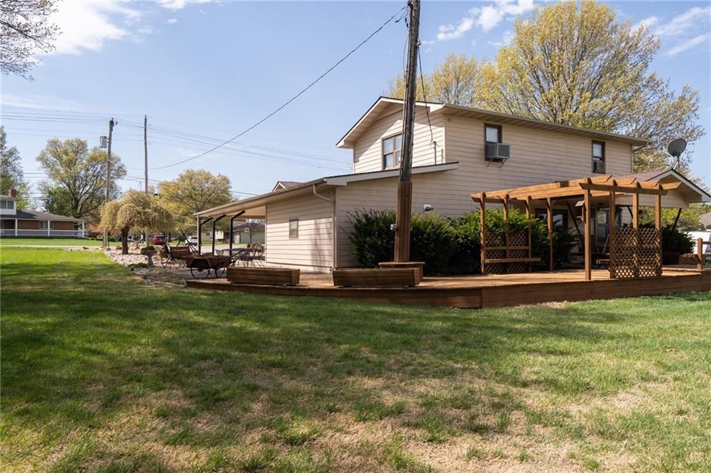 405 E Park Road — photo 38