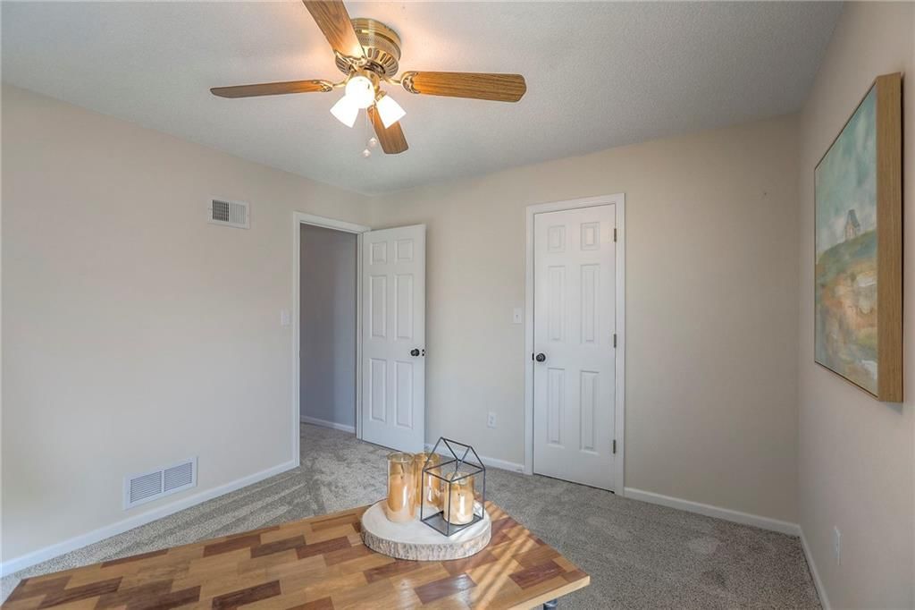 5201 NE Sawgrass Drive — photo 33