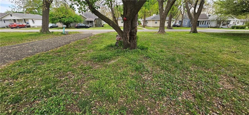 507 E Monroe Street — photo 16