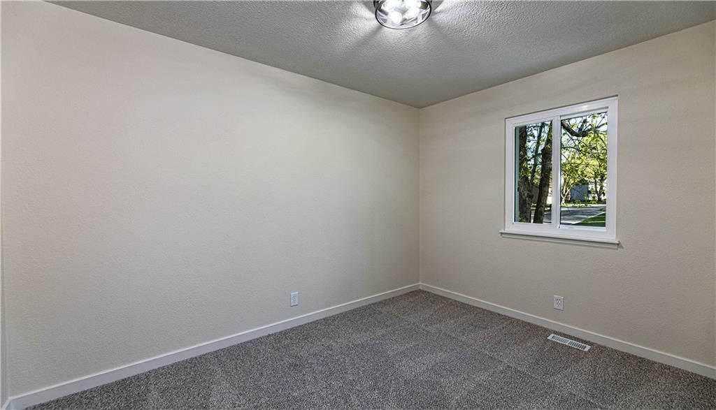 16309 W 141st Street — photo 13