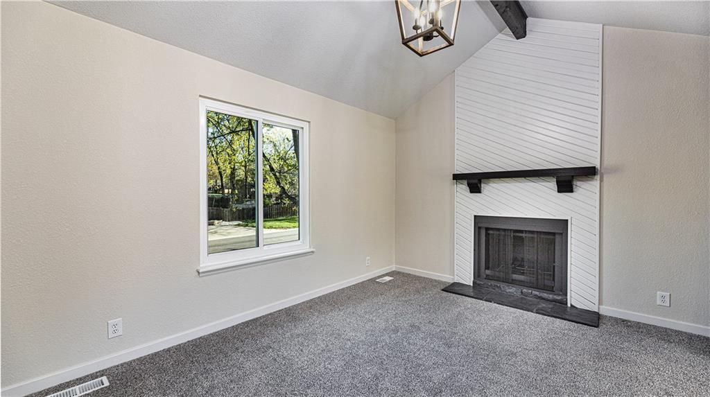 16309 W 141st Street — photo 3