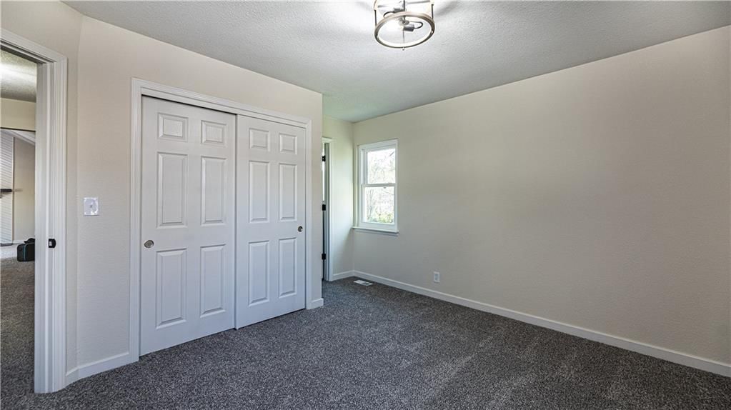 16309 W 141st Street — photo 10