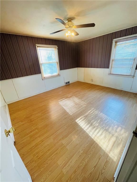 2512 N 48th Terrace — photo 9