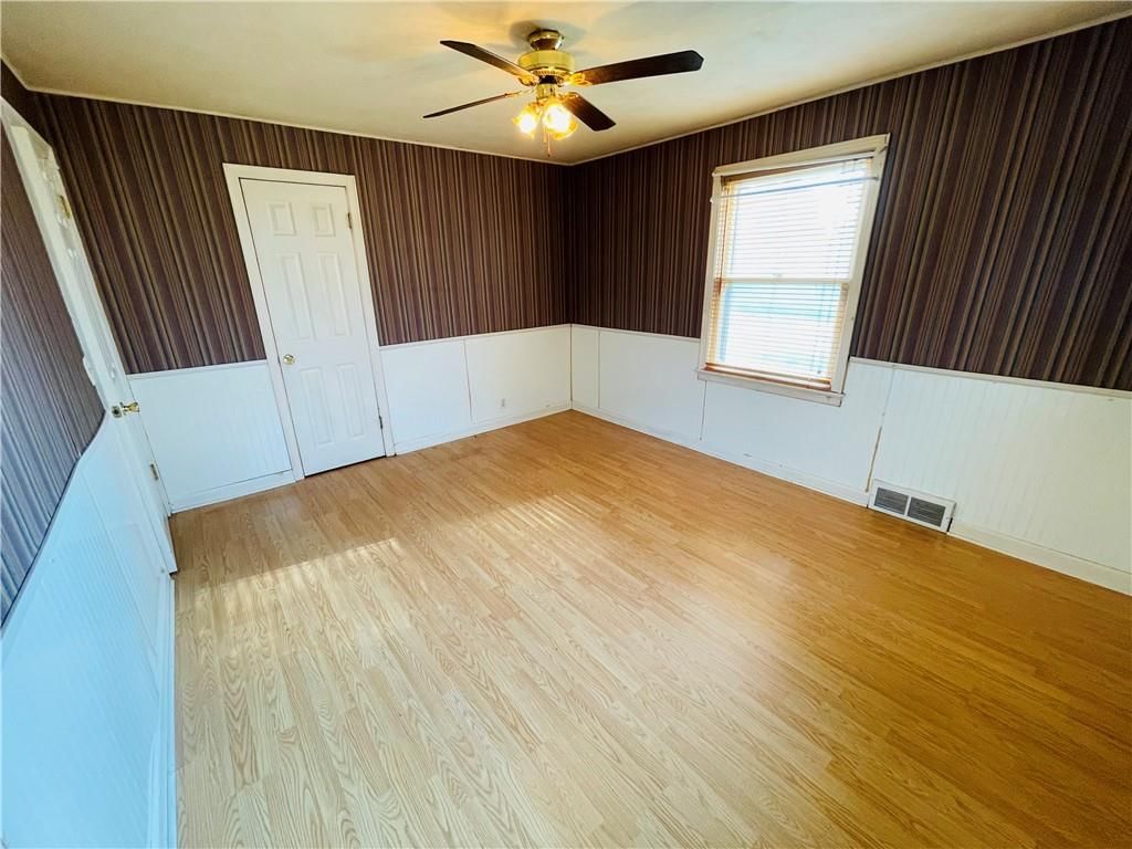 2512 N 48th Terrace — photo 10