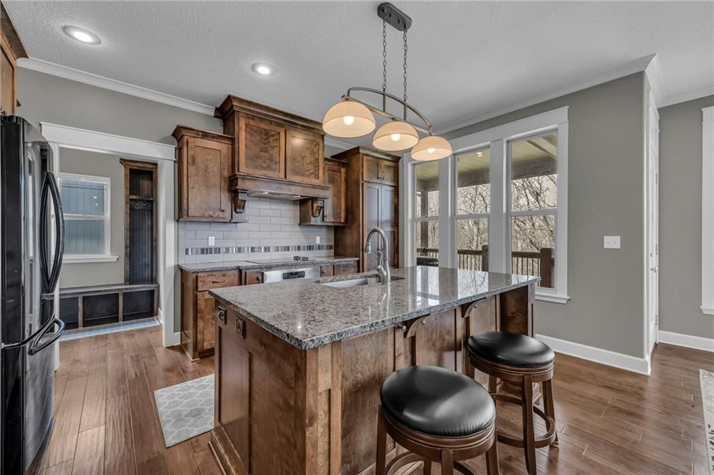 5905 Thousand Oaks Drive — photo 10