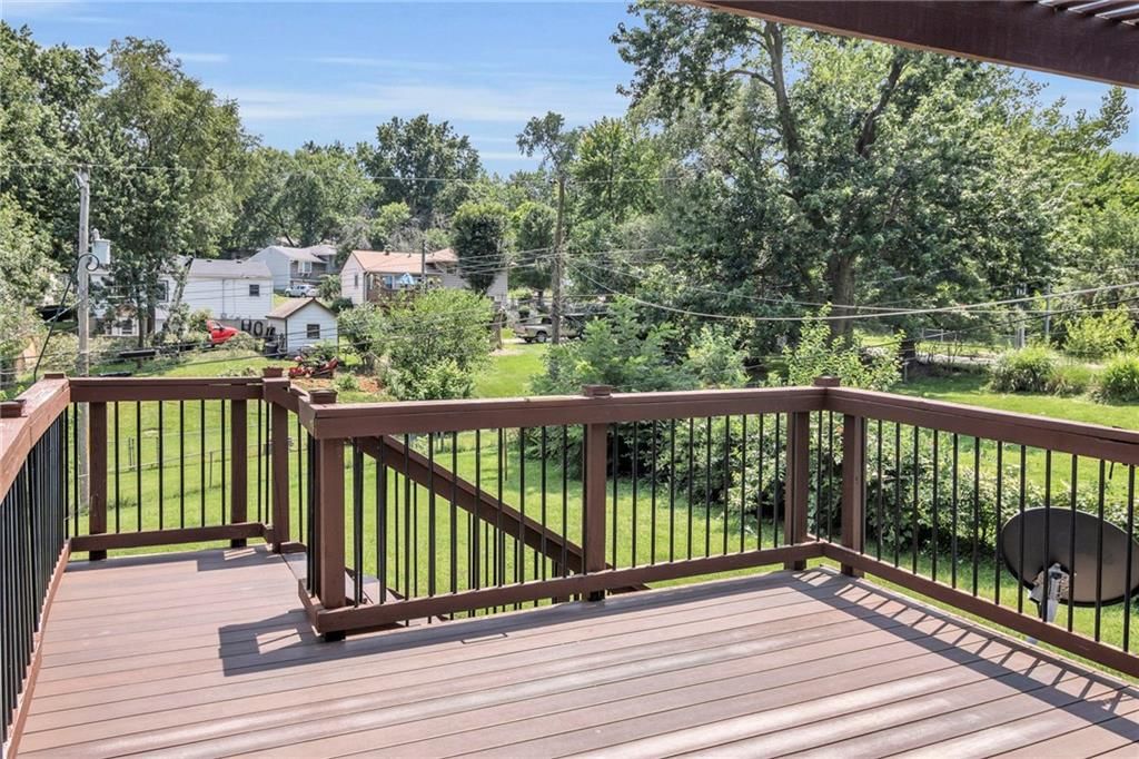 8105 NE San Rafael Drive — photo 27