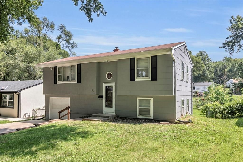 8105 NE San Rafael Drive — photo 4