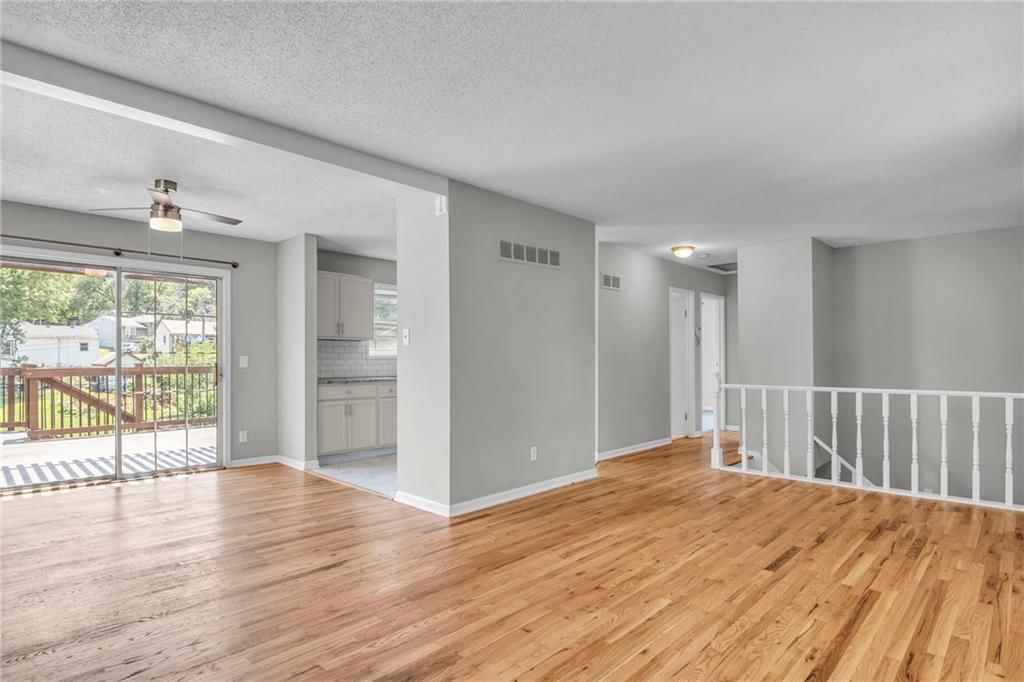 8105 NE San Rafael Drive — photo 6