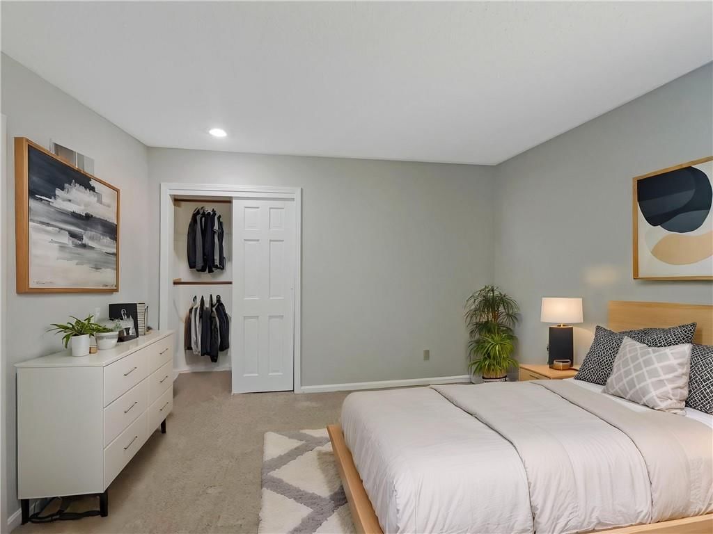 3214 S Hawthorne Avenue — photo 4