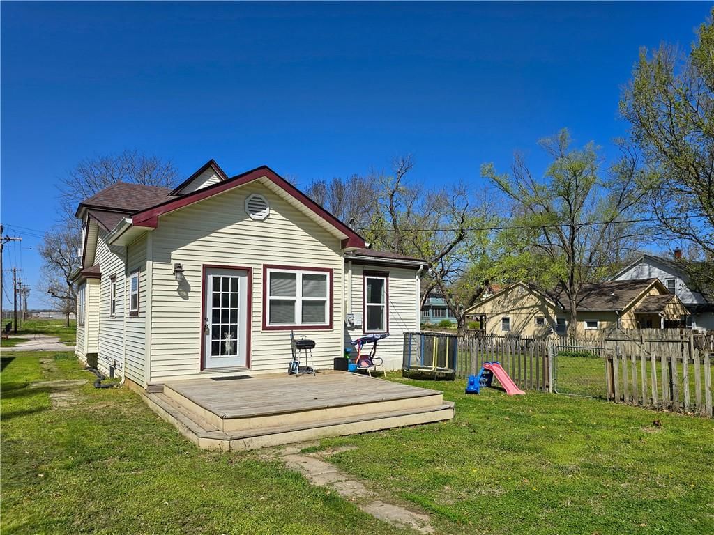 323 S Ash Street — photo 18