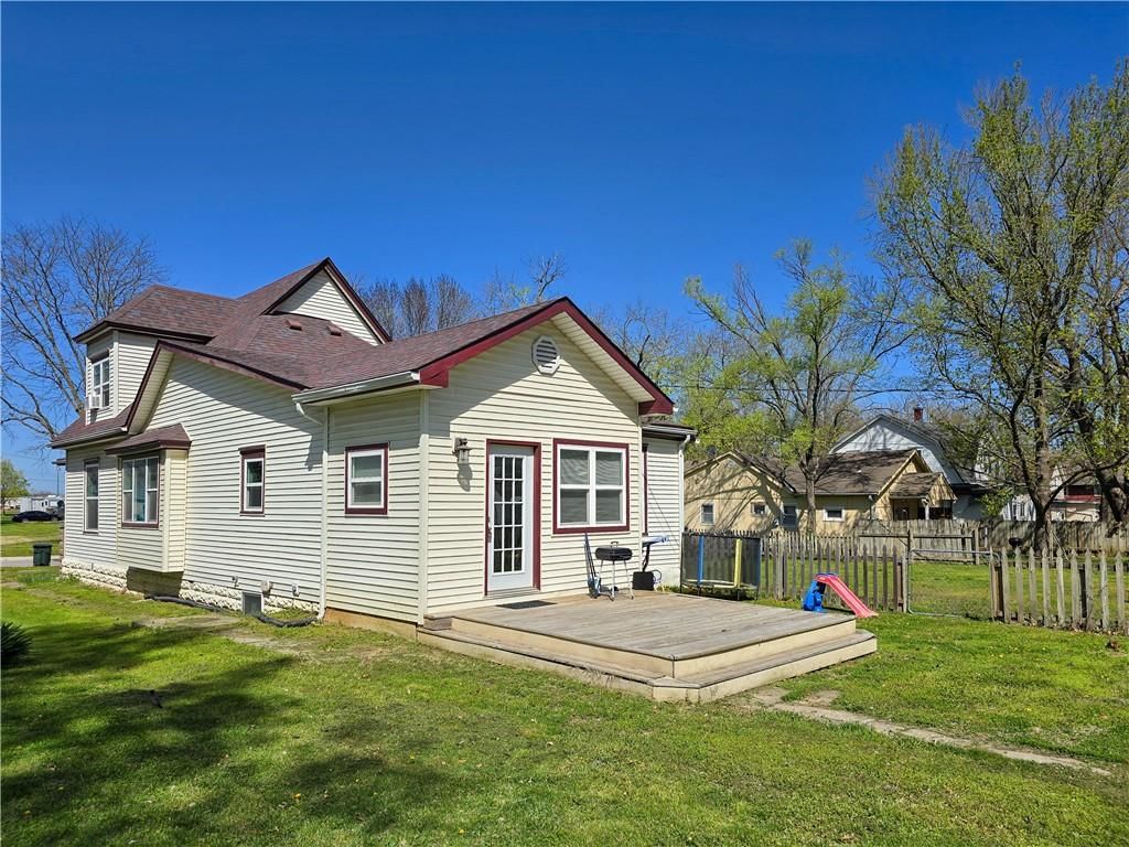 323 S Ash Street — photo 20