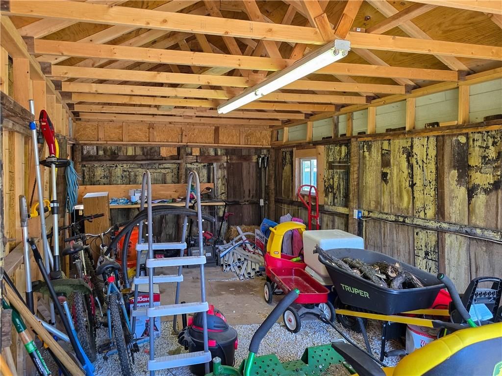 323 S Ash Street — photo 26