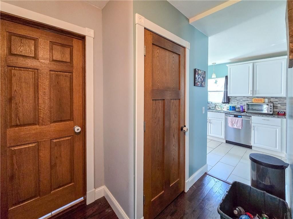 323 S Ash Street — photo 35