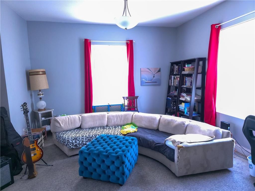 323 S Ash Street — photo 43