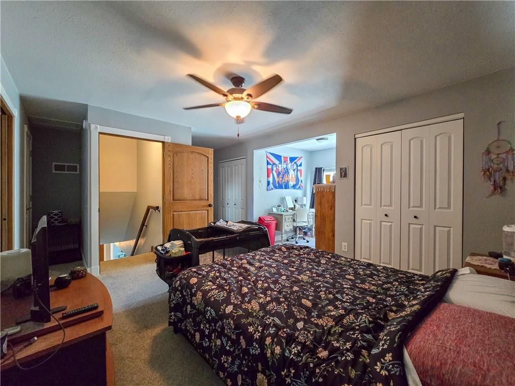 323 S Ash Street — photo 48