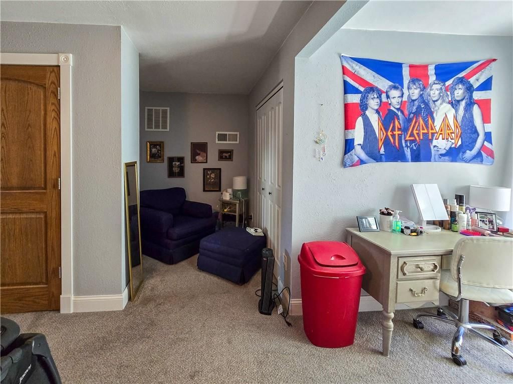 323 S Ash Street — photo 49