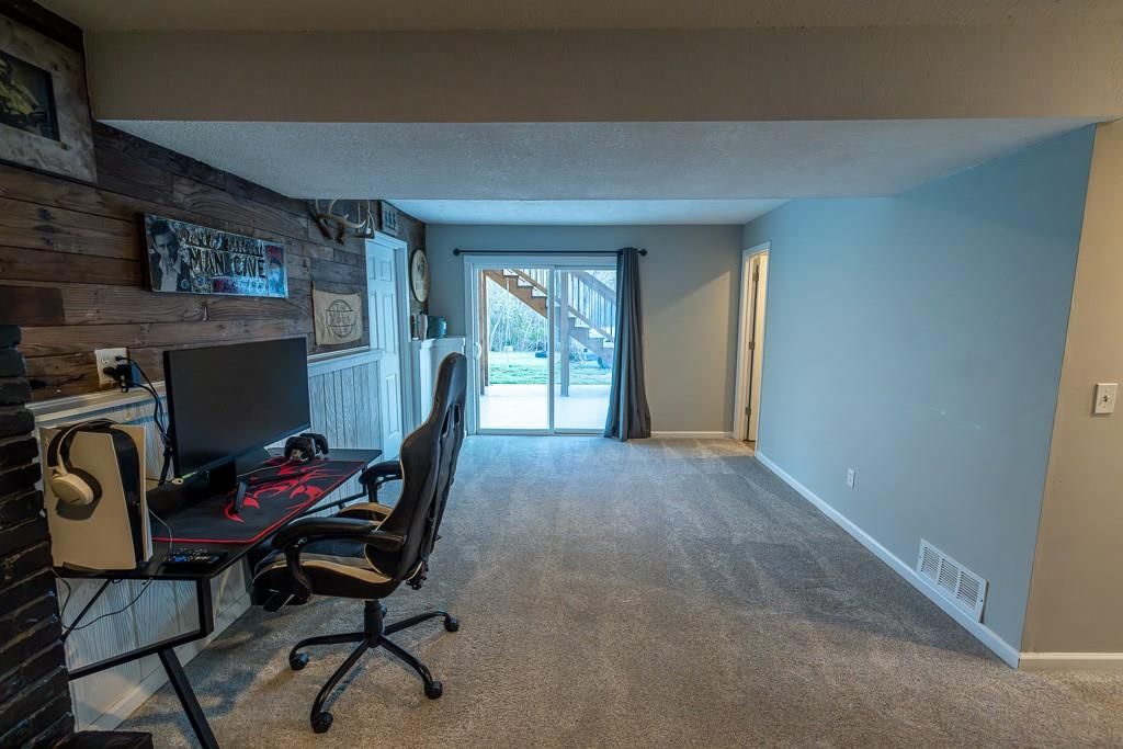 20609 NE 161st Street — photo 35