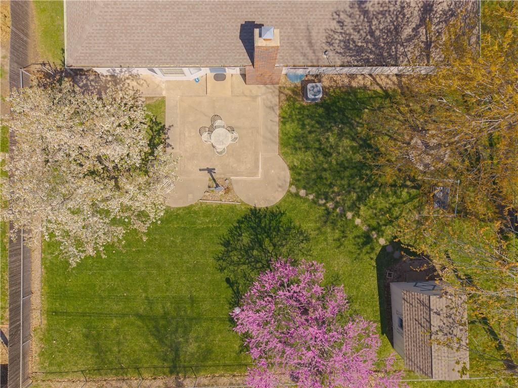 605 SW Graff Way — photo 45