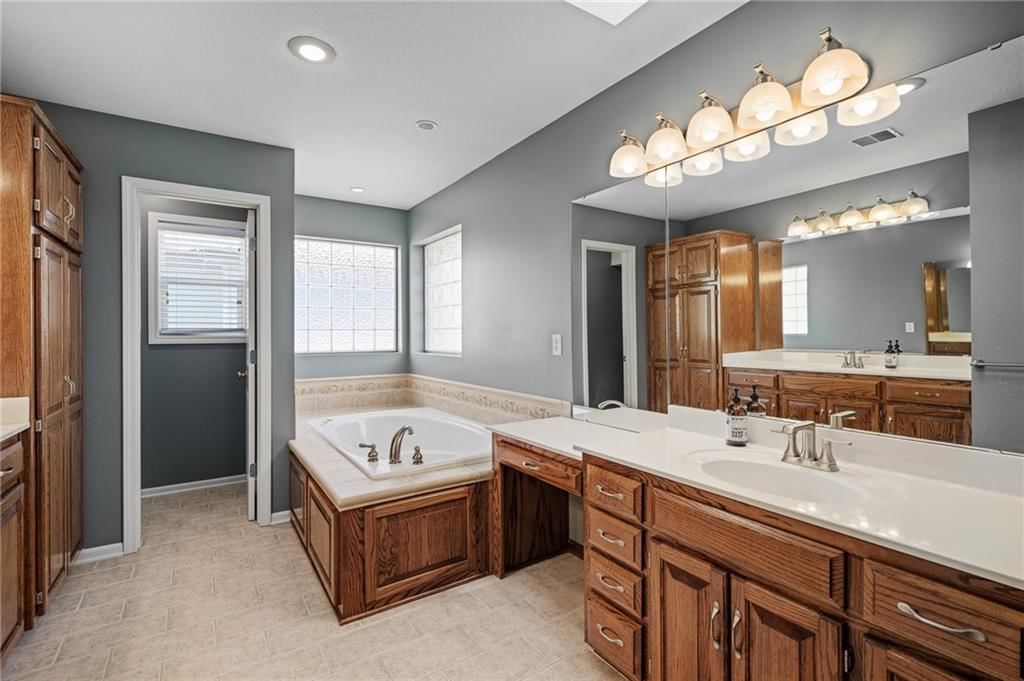 14316 E 96 Terrace — photo 36