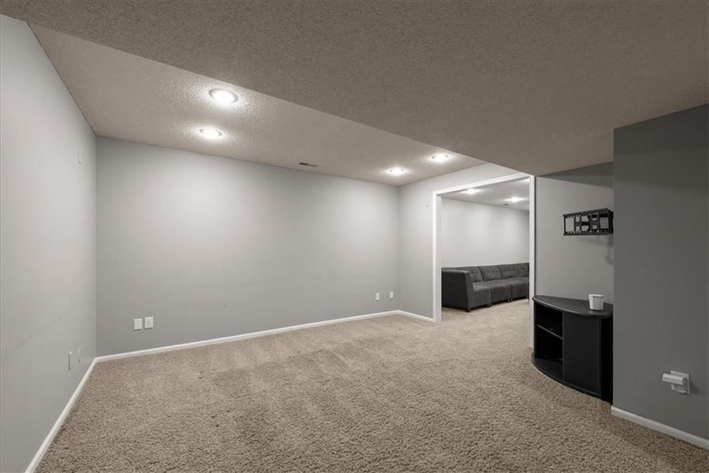 14661 W 141st Street — photo 35