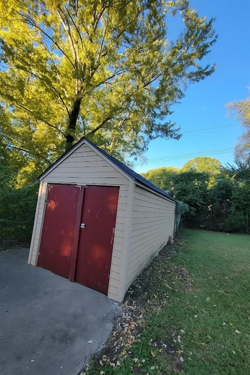 5610 Euclid Avenue — photo 13