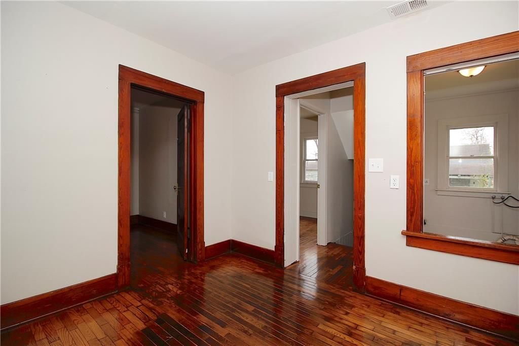 502 E 3rd Avenue — photo 19