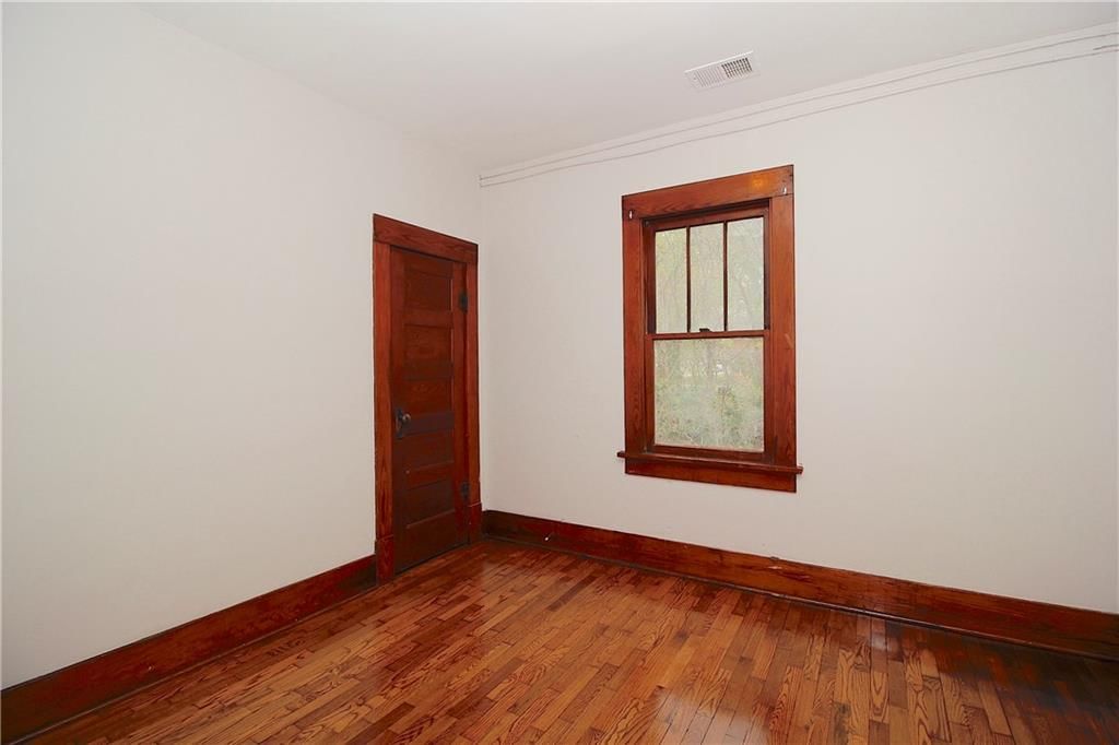 502 E 3rd Avenue — photo 20