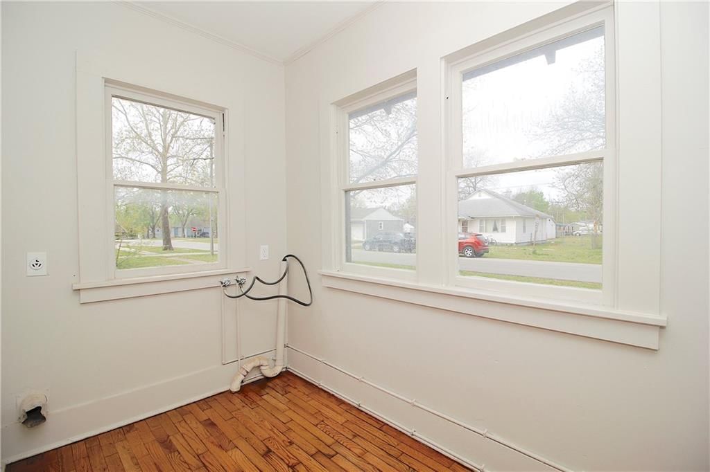 502 E 3rd Avenue — photo 23