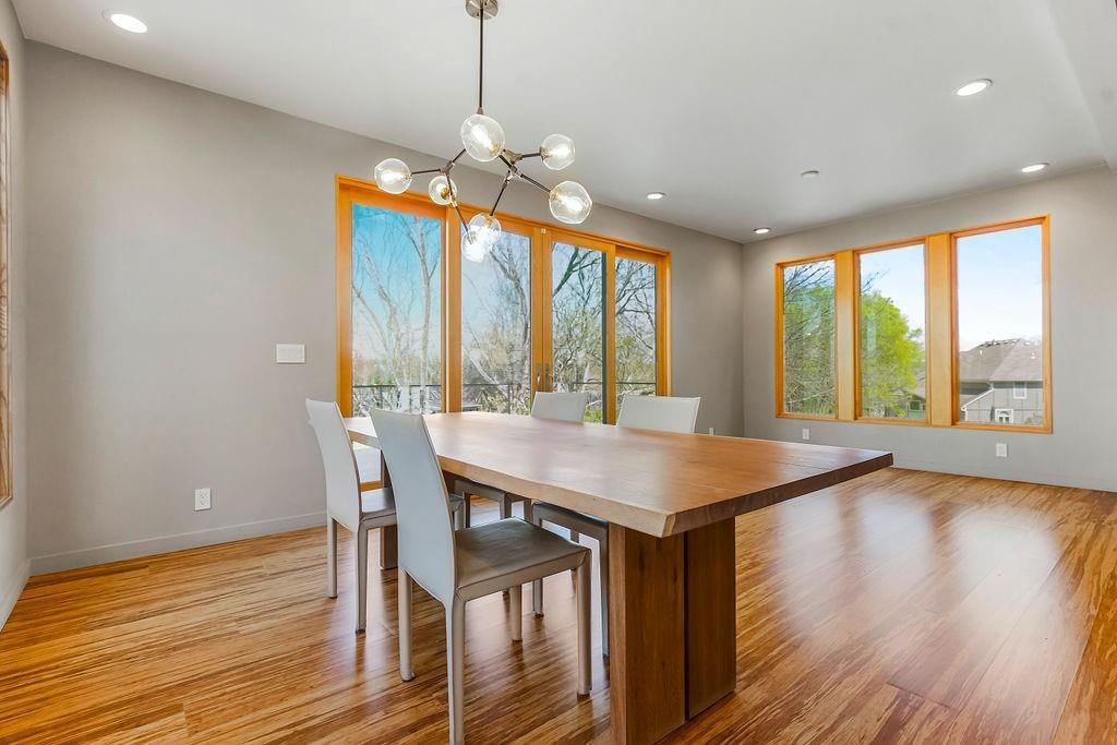 8335 Hallet Street — photo 12