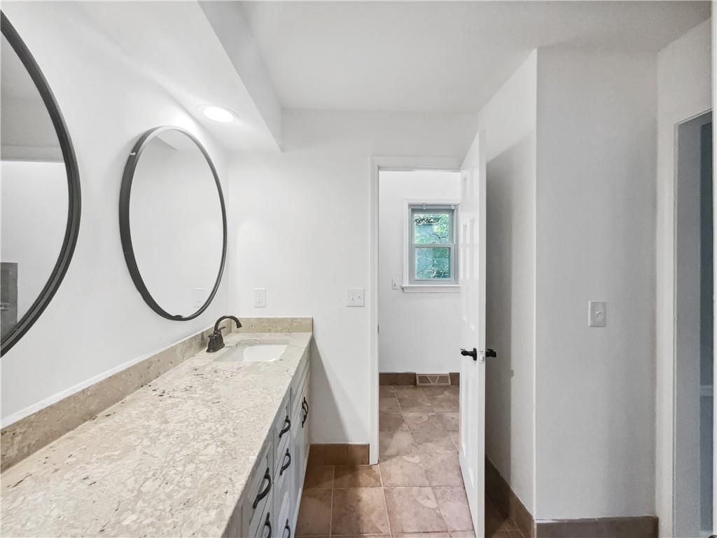 11542 Hemlock Street — photo 15