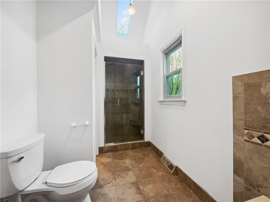 11542 Hemlock Street — photo 16